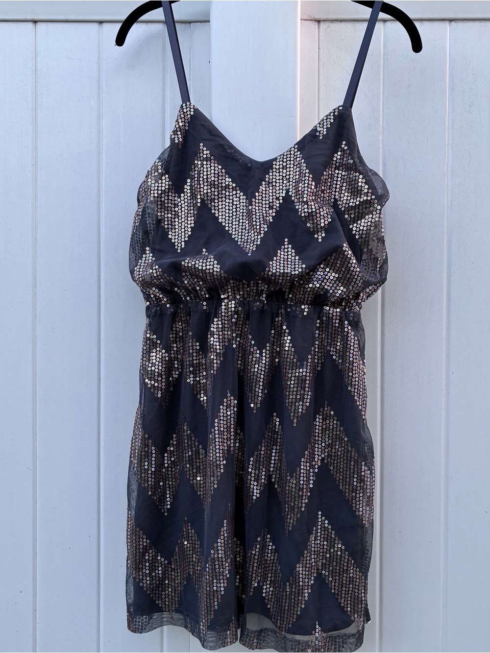 Bailey Blue Women’s Gray Mini Dress Gold Sequin Chevron Striped Fairy NWOT Sz S